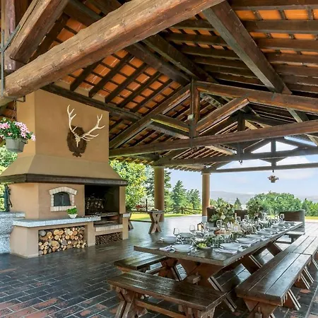 Tenuta Di 18, Emma Villa