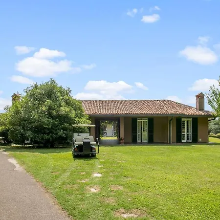 Tenuta Di 18, Emma Villa