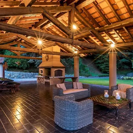 Tenuta Di 18, Emma Villa Eupilio